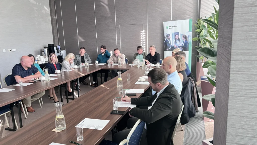 spotkania biznesowe networking śniadanie
